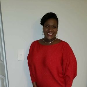 Meet your Posher, Shana